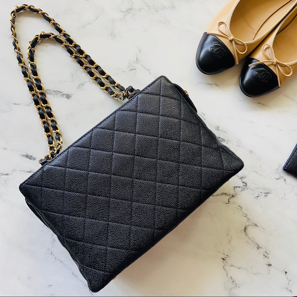 ❌SOLD❌ CHANEL Black Caviar 💎 Jumbo Flap Bag Zip - Picture 3 of 16
